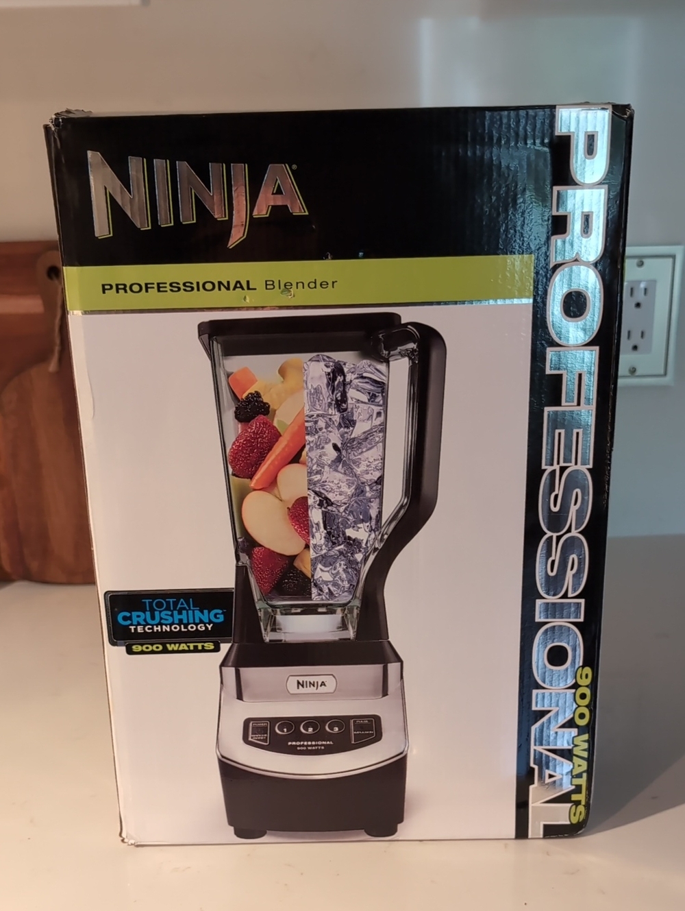 New Ninja Professional Blender Black and Silver